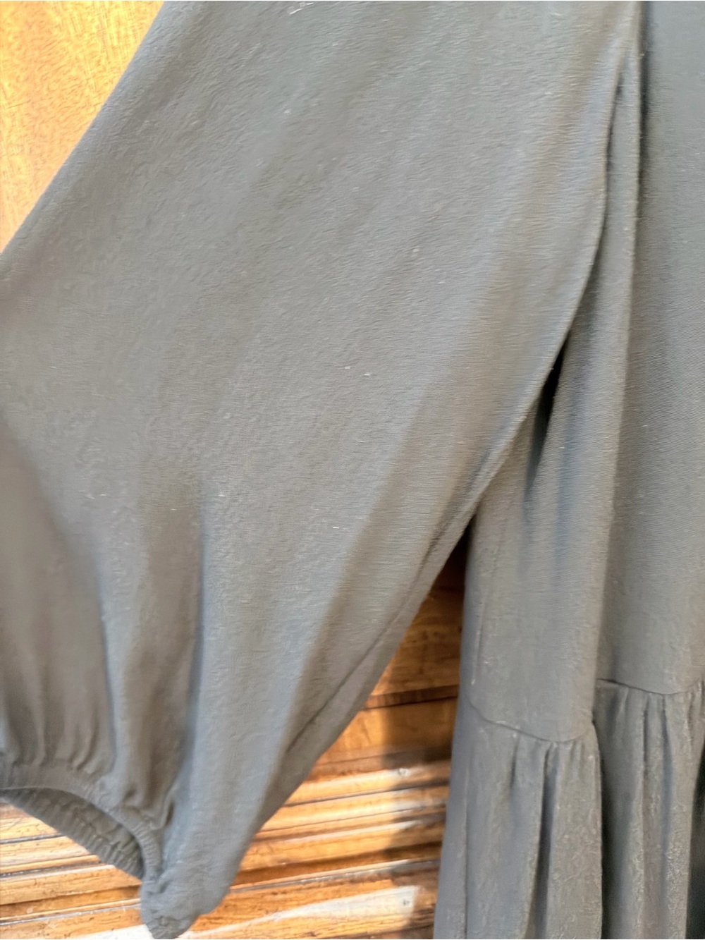 Ann Taylor Black Tiered Pintuck Dress Flowy Lagenlook Minimalist capsule - Picture 9 of 12